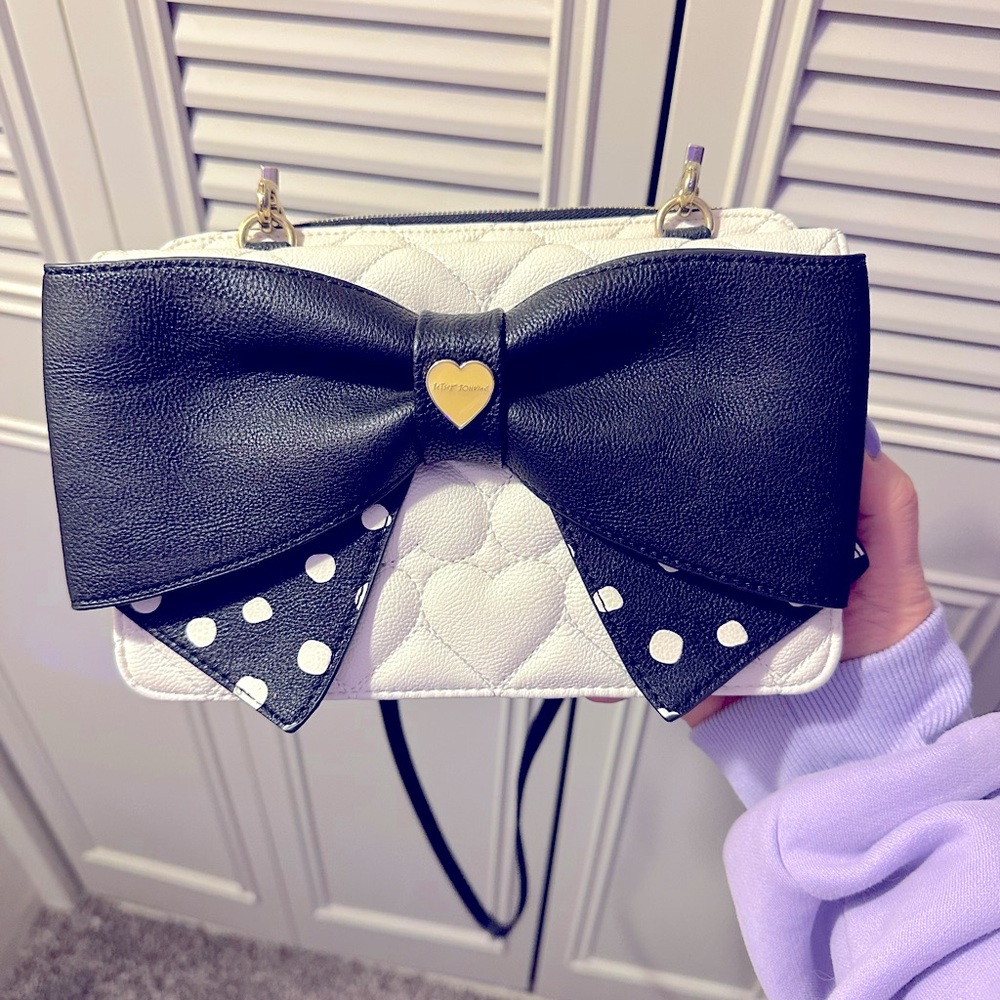 Betsey Johnson bow purse